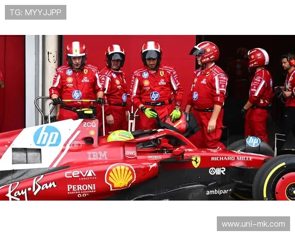 诺里斯迎来个人第150场F1大奖赛,携特别版头盔亮相拉斯维加斯 诺里斯迎来个人第150场F1大奖赛,携特别版头盔亮相拉斯维加斯